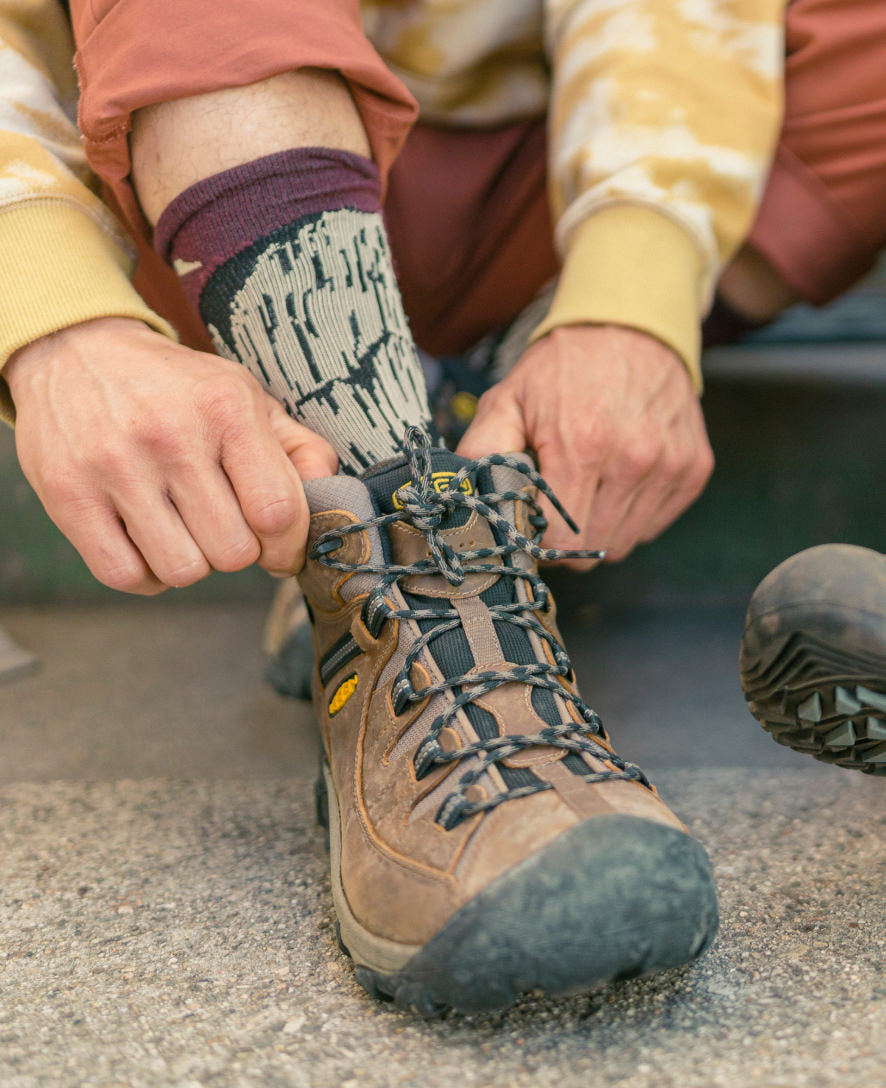 Keen US | Men's Targhee II Mid Waterproof Hiking Boots Shitake/Brindle