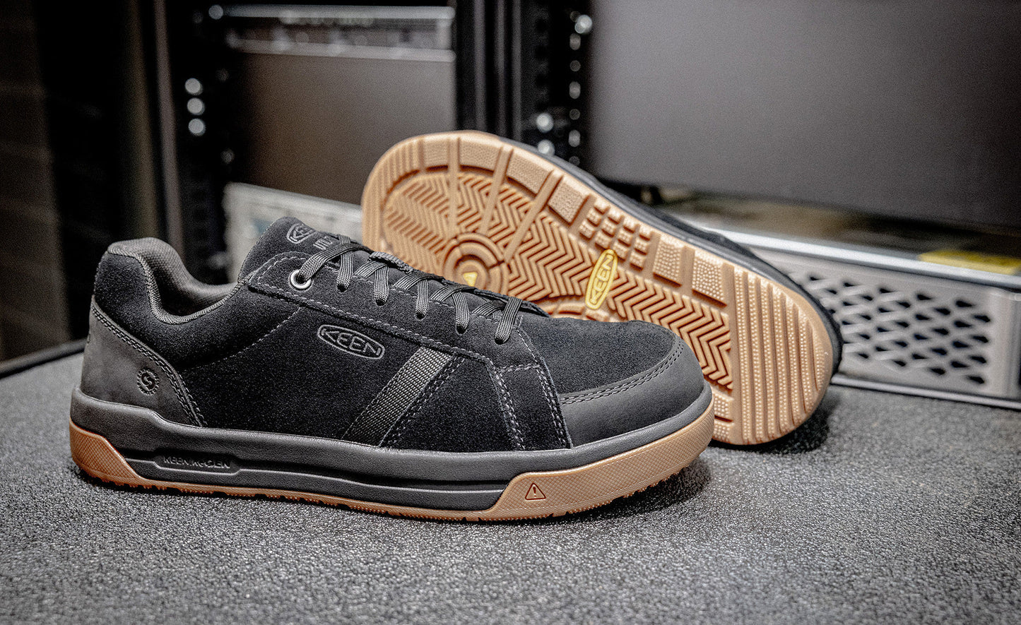 Keen Sale | Men's Kenton+ ESD Work Shoe (Carbon Toe) Black/Gum