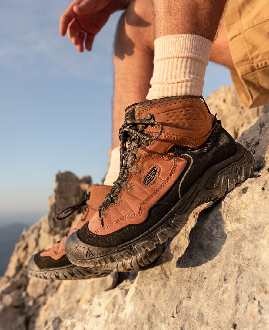 Keen Outlet | Men's Targhee IV Waterproof Hiking Boot Bison/Black