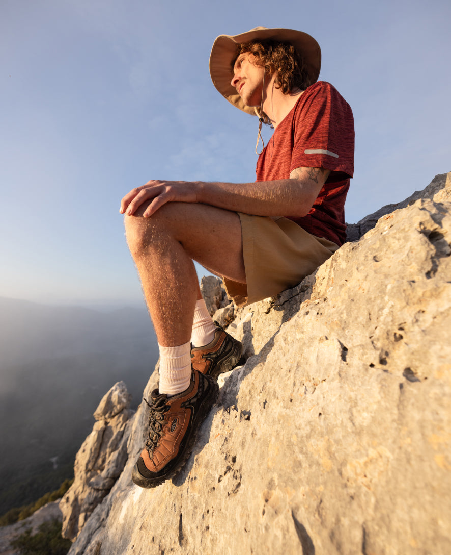Keen Outlet | Men's Targhee IV Wide Waterproof Hiking Shoe Bison/Black
