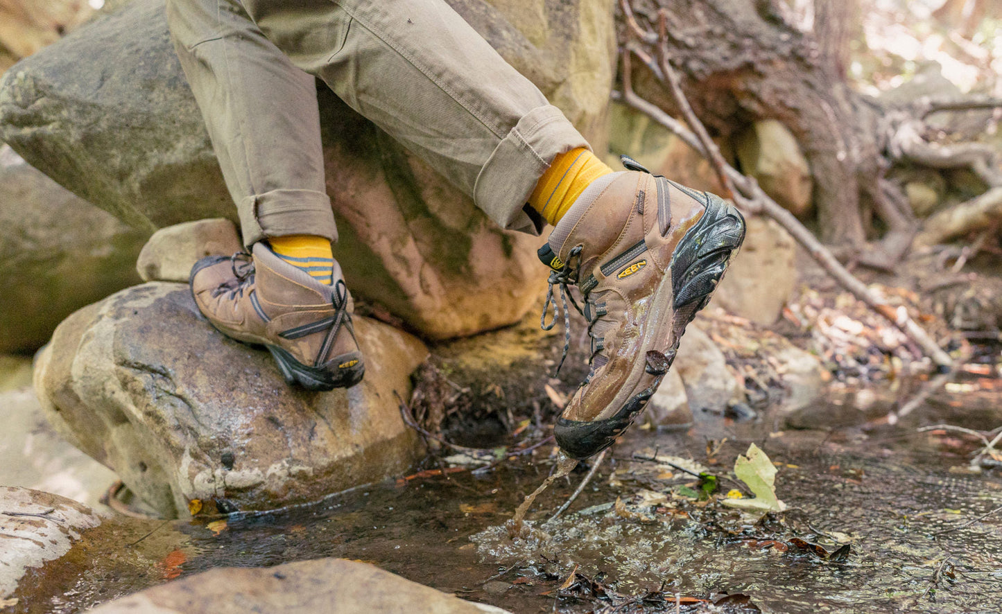 Keen US | Men's Targhee II Mid Waterproof Hiking Boots Shitake/Brindle