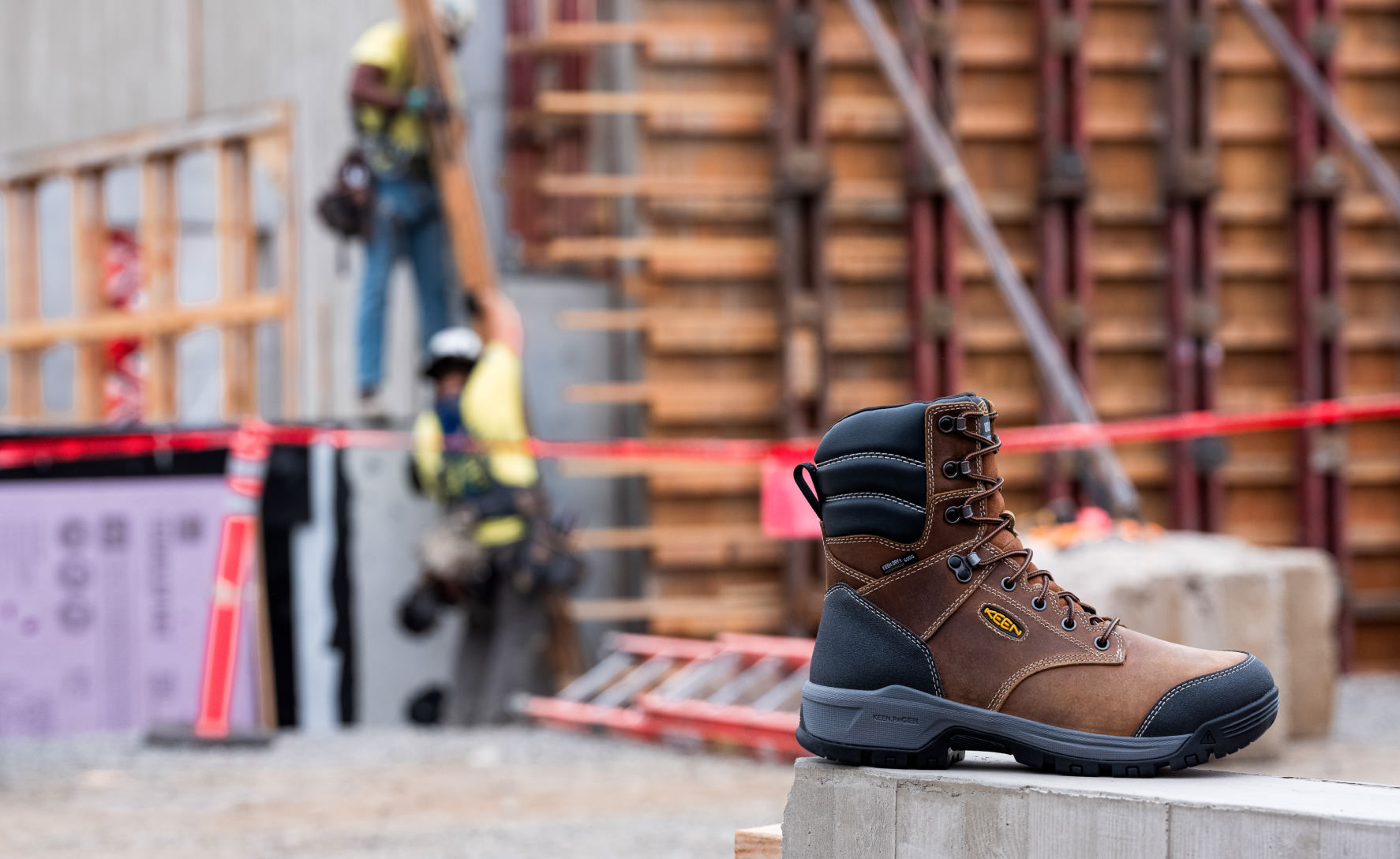 Keen Hot style | Men's Evanston 8" Insulated Waterproof Boot (Soft Toe) Bison/Black