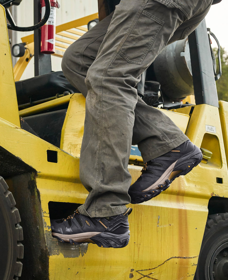 Keen Discount | Men's Lansing Mid Waterproof (Steel Toe) Raven/Tawny Olive