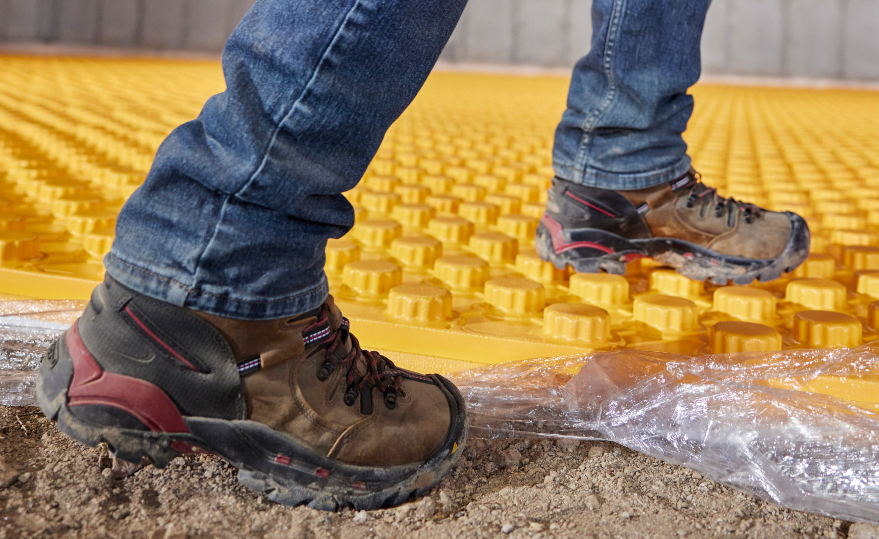 Keen US | Men's Pittsburgh 6" Waterproof Boot (Steel Toe) Bison
