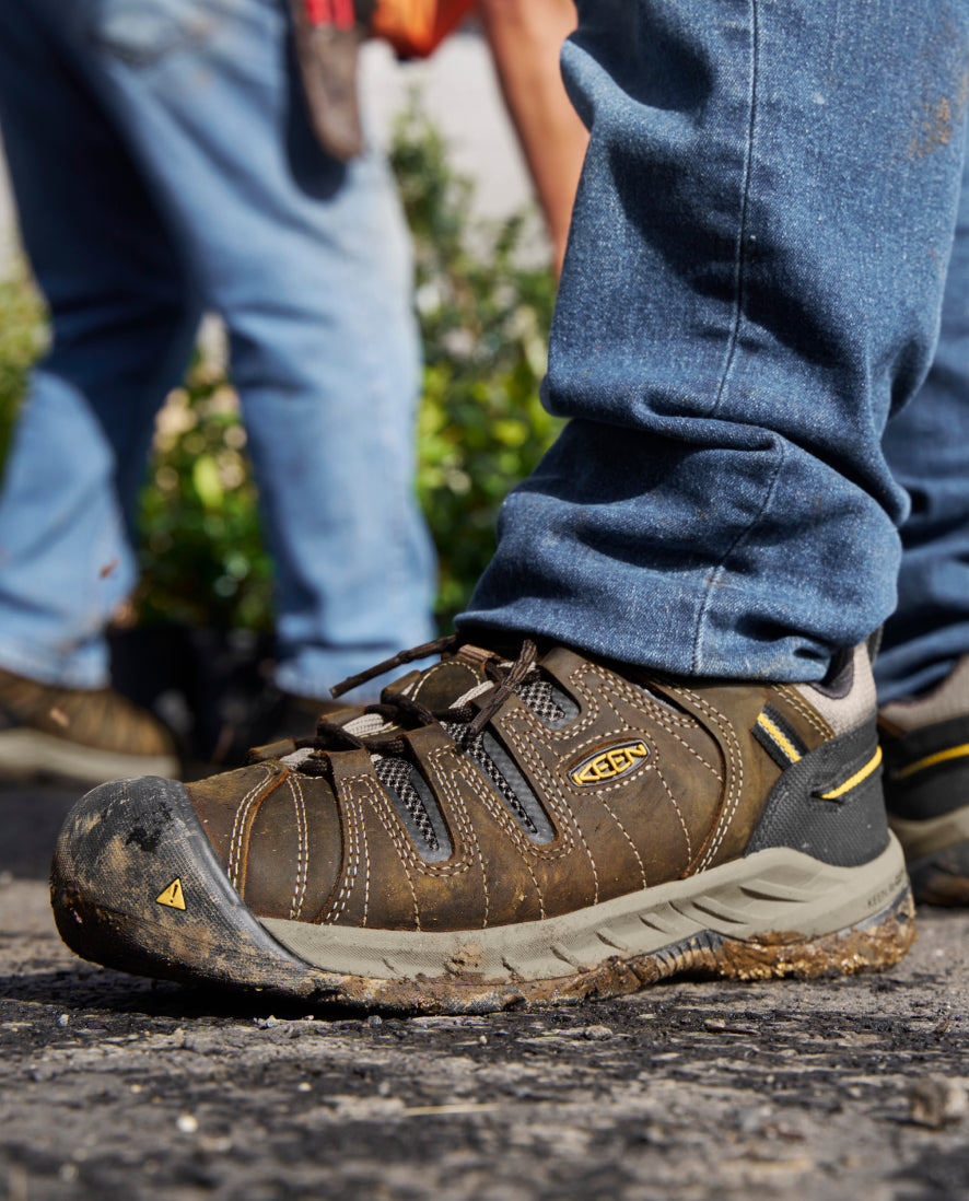 Keen Hot style | Men's Flint II (Soft Toe) Cascade Brown/Golden Rod