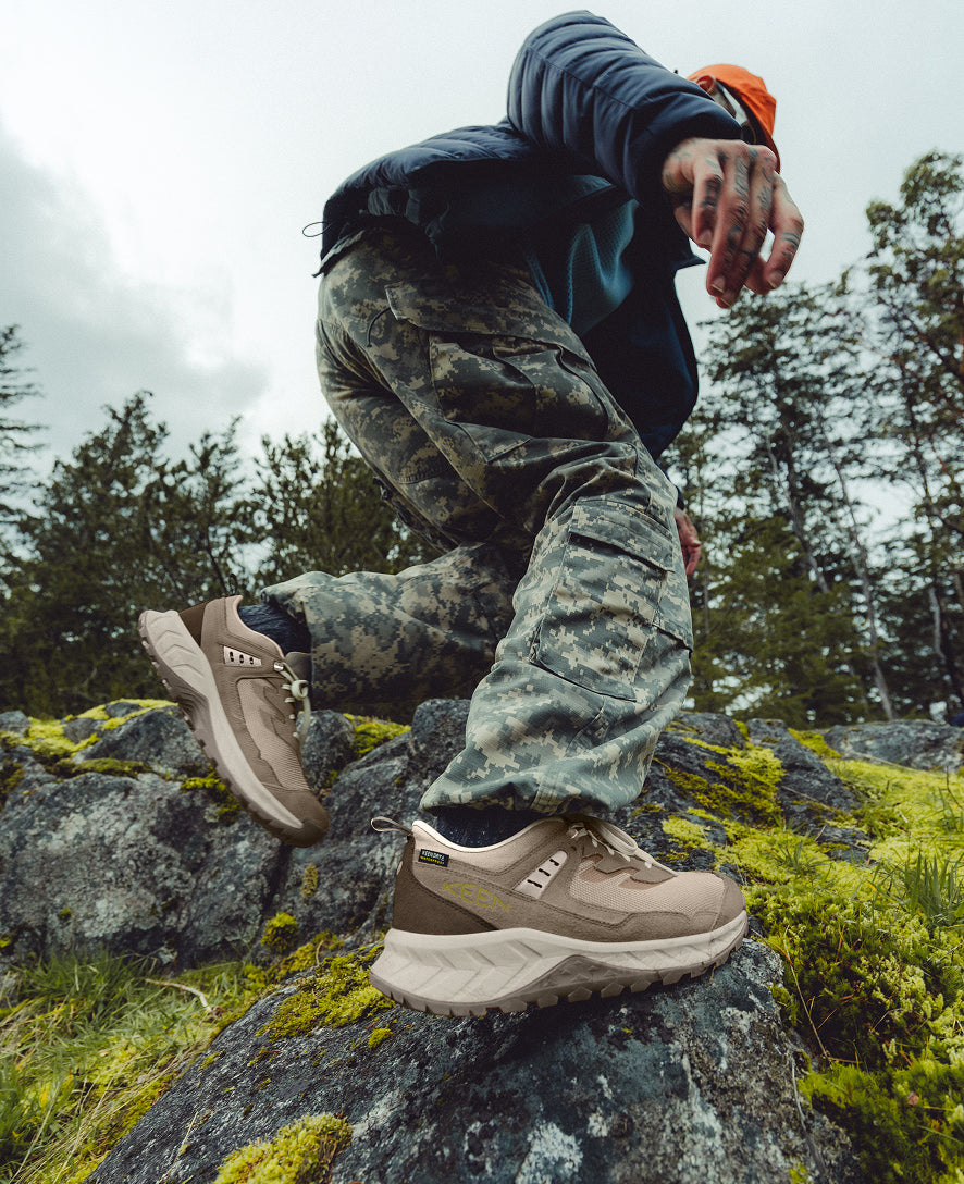 Keen New | Men's Hightrail Vented Hiking Shoe Martini Olive/Black