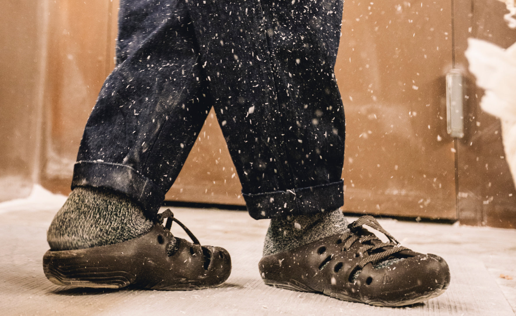 Keen Online | All Gender Yogeez Clog x Pilgrim Surf + Supply Chocolate Brown/Whisper White