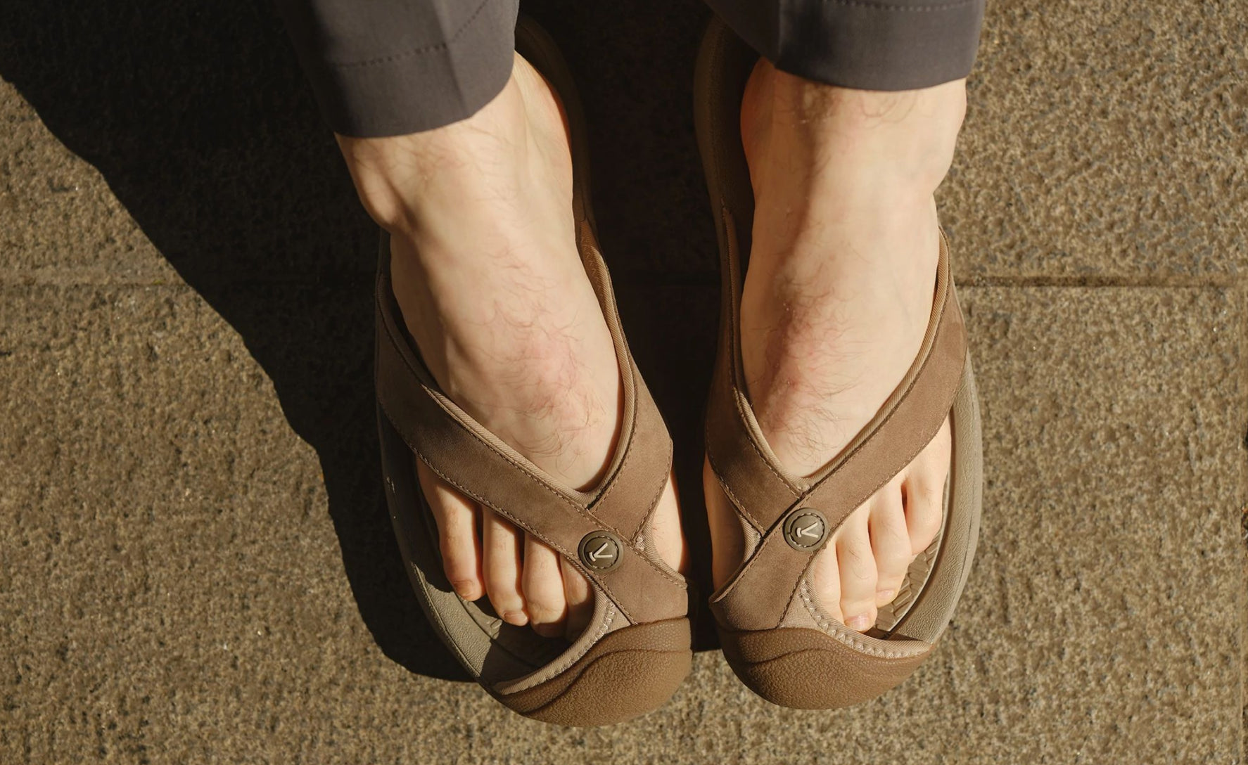 Keen Sale | Men's Waimea Leather Flip-Flop Destination Pack