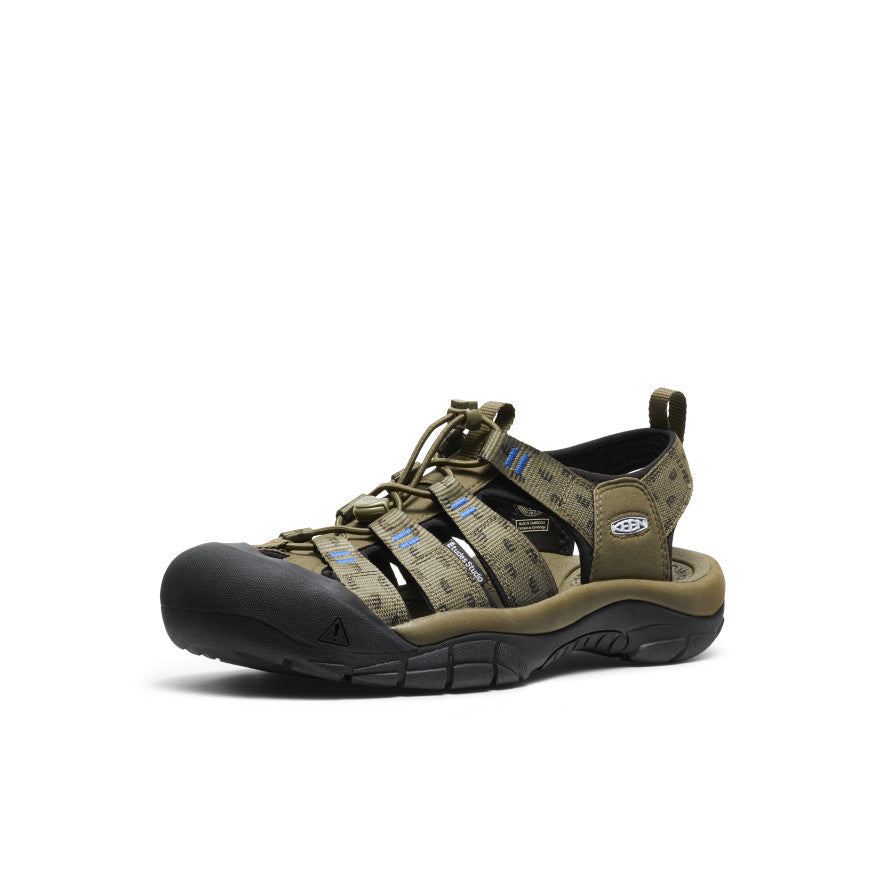 Keen Online | Men's Newport Retro Sandal x Études Studio Etudes Olive