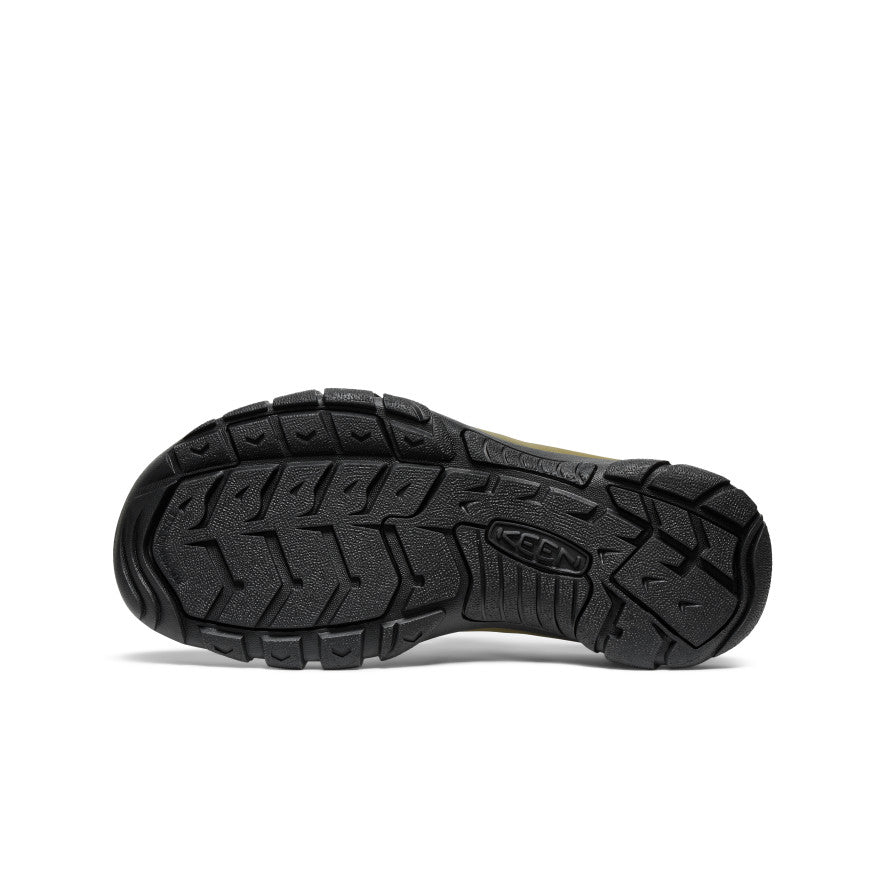 Keen Online | Men's Newport Retro Sandal x Études Studio Etudes Olive
