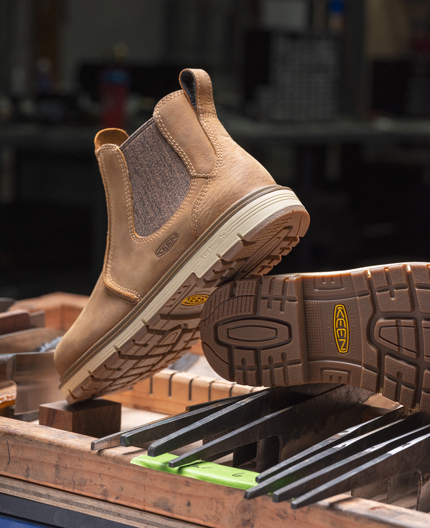 Keen Near Me | Women's San Jose Chelsea 90° Heel Boot (Soft Toe) Belgian/Gum