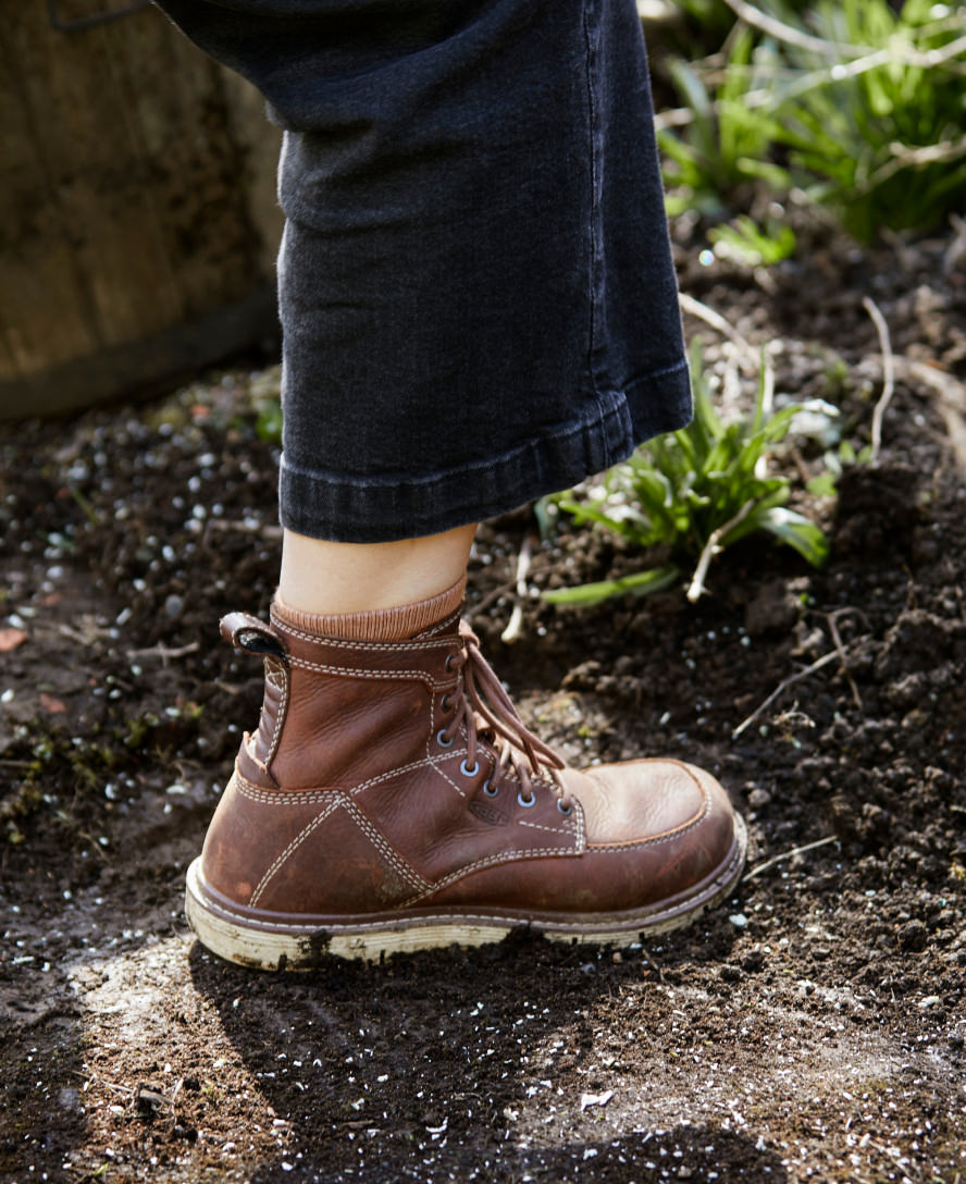 Keen US | Women's San Jose 6" Boot (Soft Toe) Gingerbread/Off White