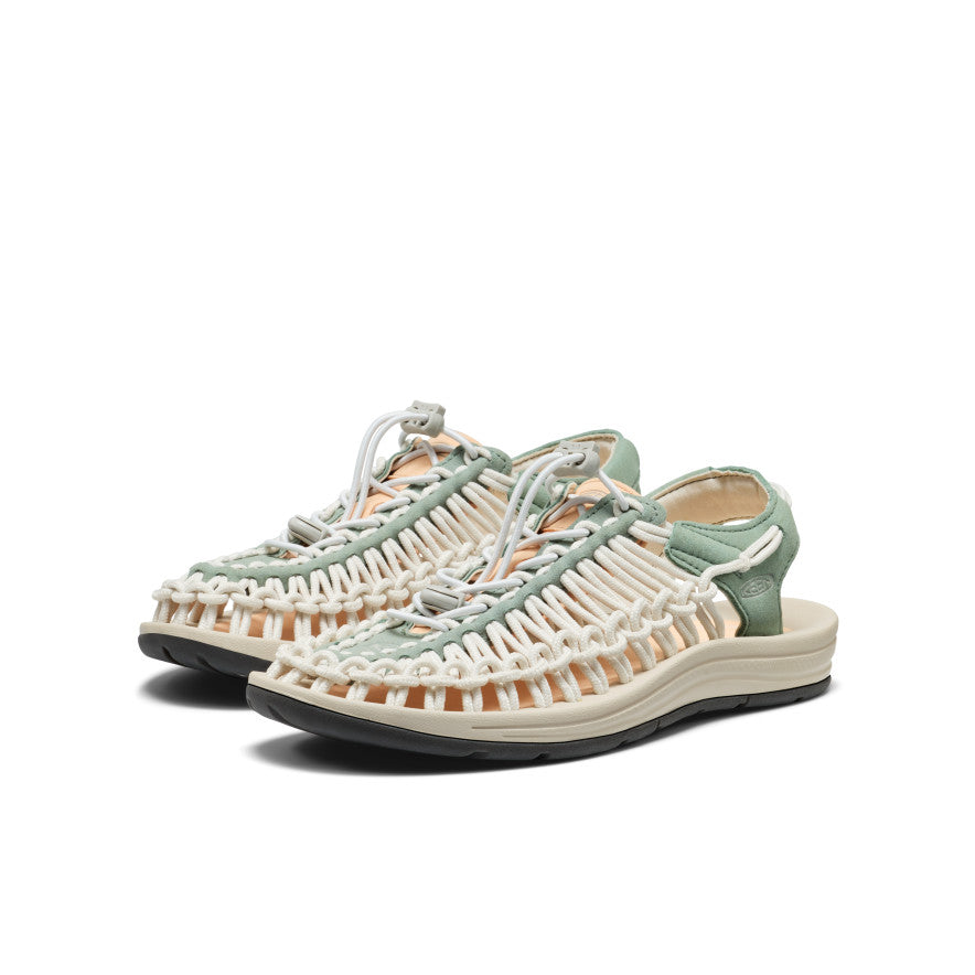 Keen Online | Women's UNEEK Sneaker Lily Pad/Peach Fuzz