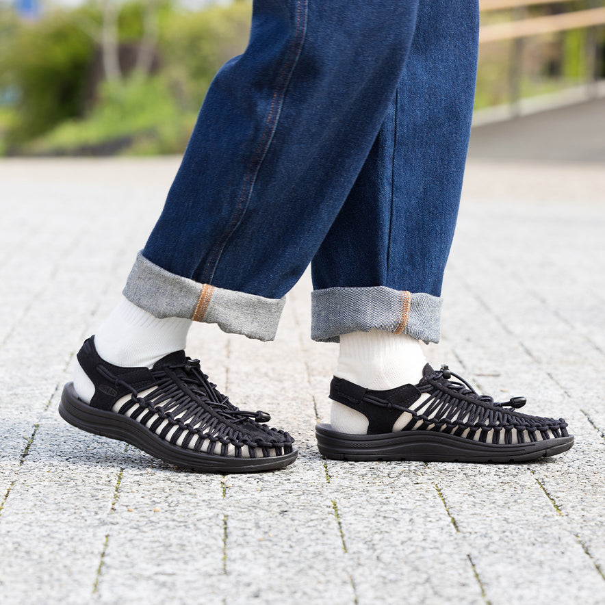 Keen Outlet | Women's UNEEK Sneaker Black/Black