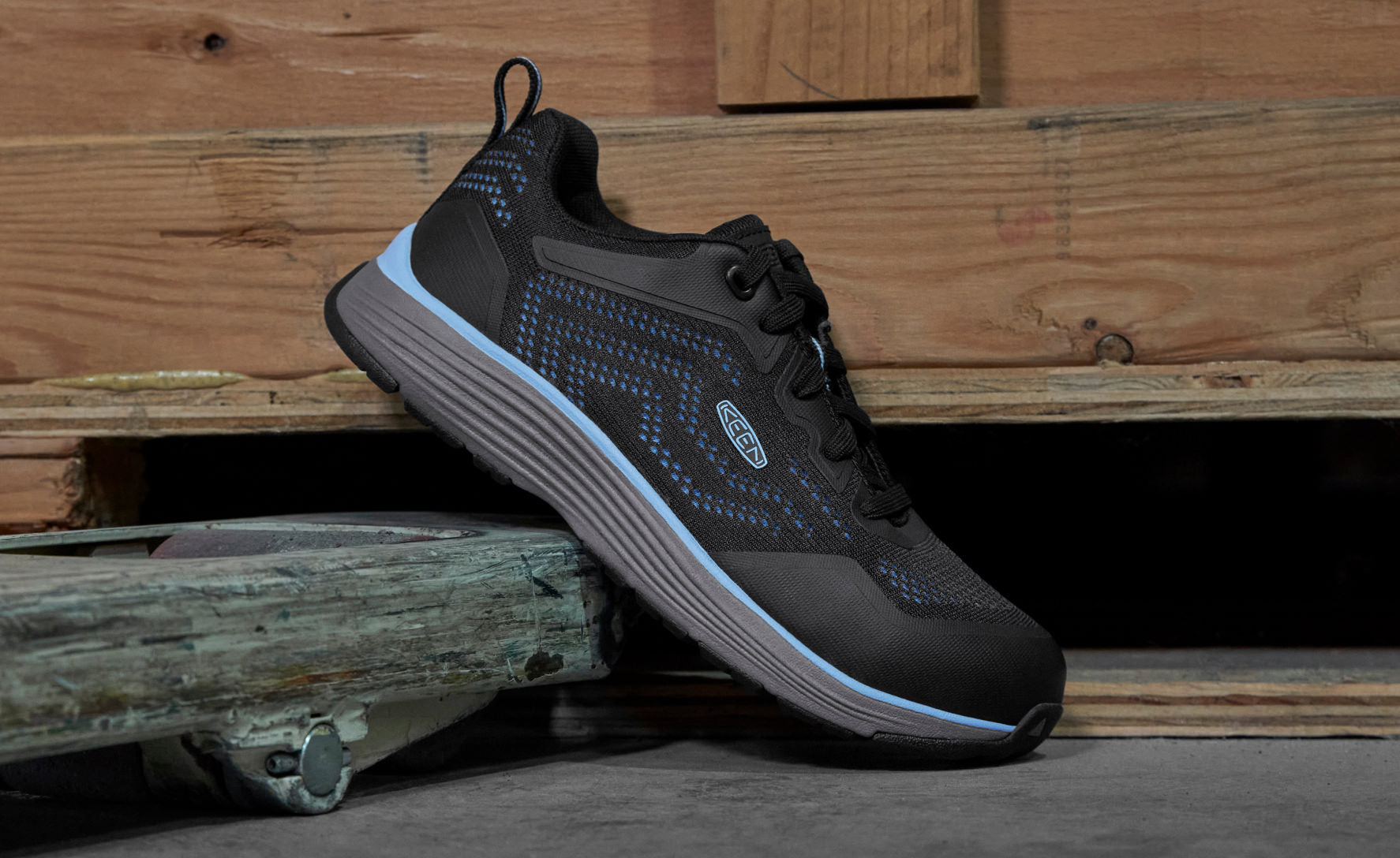 Keen Discount | Women's Sparta 2 (Aluminum Toe) Airy Blue/Black