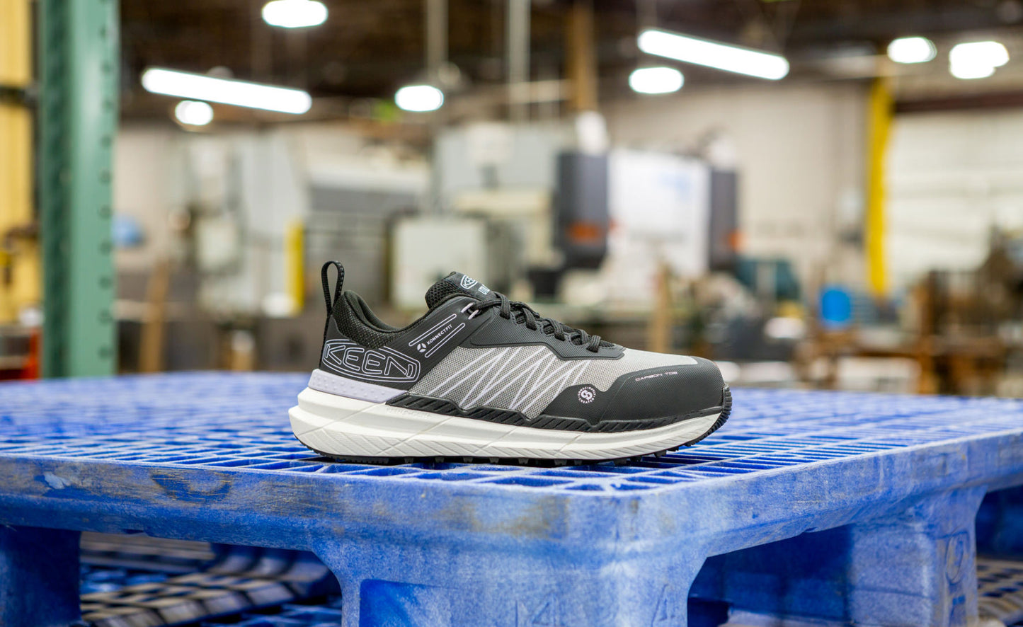 Keen Online | Women's Speedworks Work Sneaker (Carbon Toe) Thistle/Black