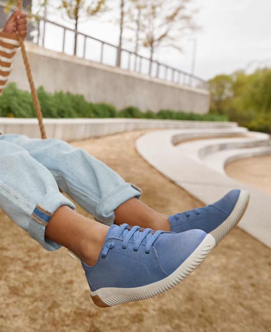 Keen US | Little Kids' KNX Leather Sneaker Coronet Blue/Vapor